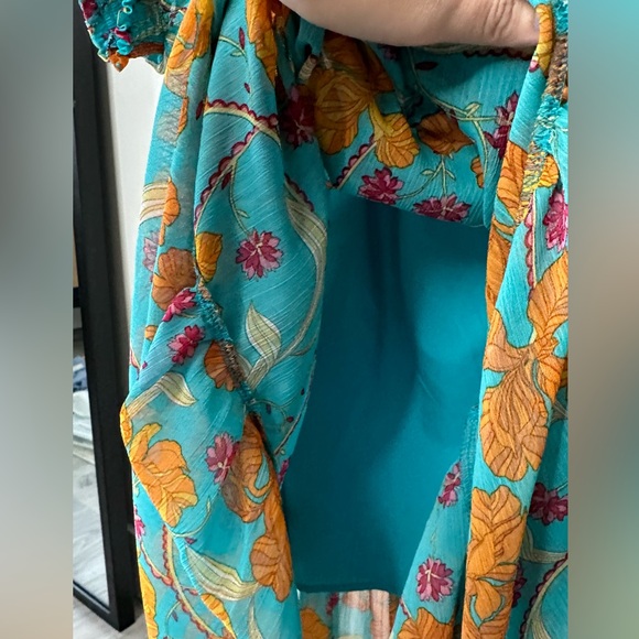 Sophia Vergara off the shoulder midi dress - Picture 6 of 10